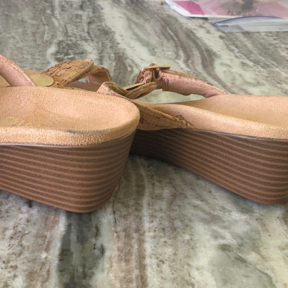 Vionic Suede And Cork Adjustable Strap Sandals - image 8